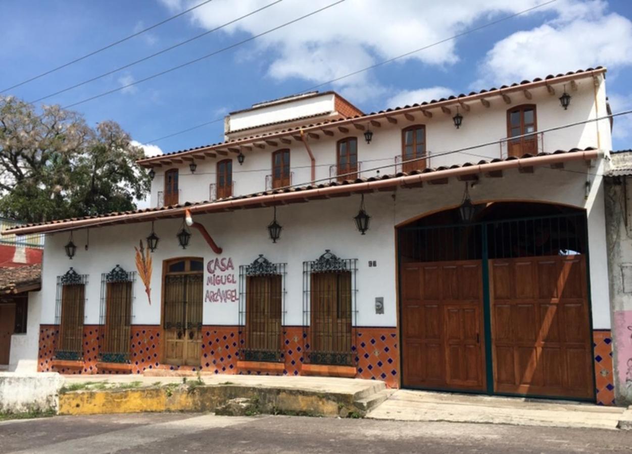 Casa Miguel Arcangel 코아테펙 외부 사진