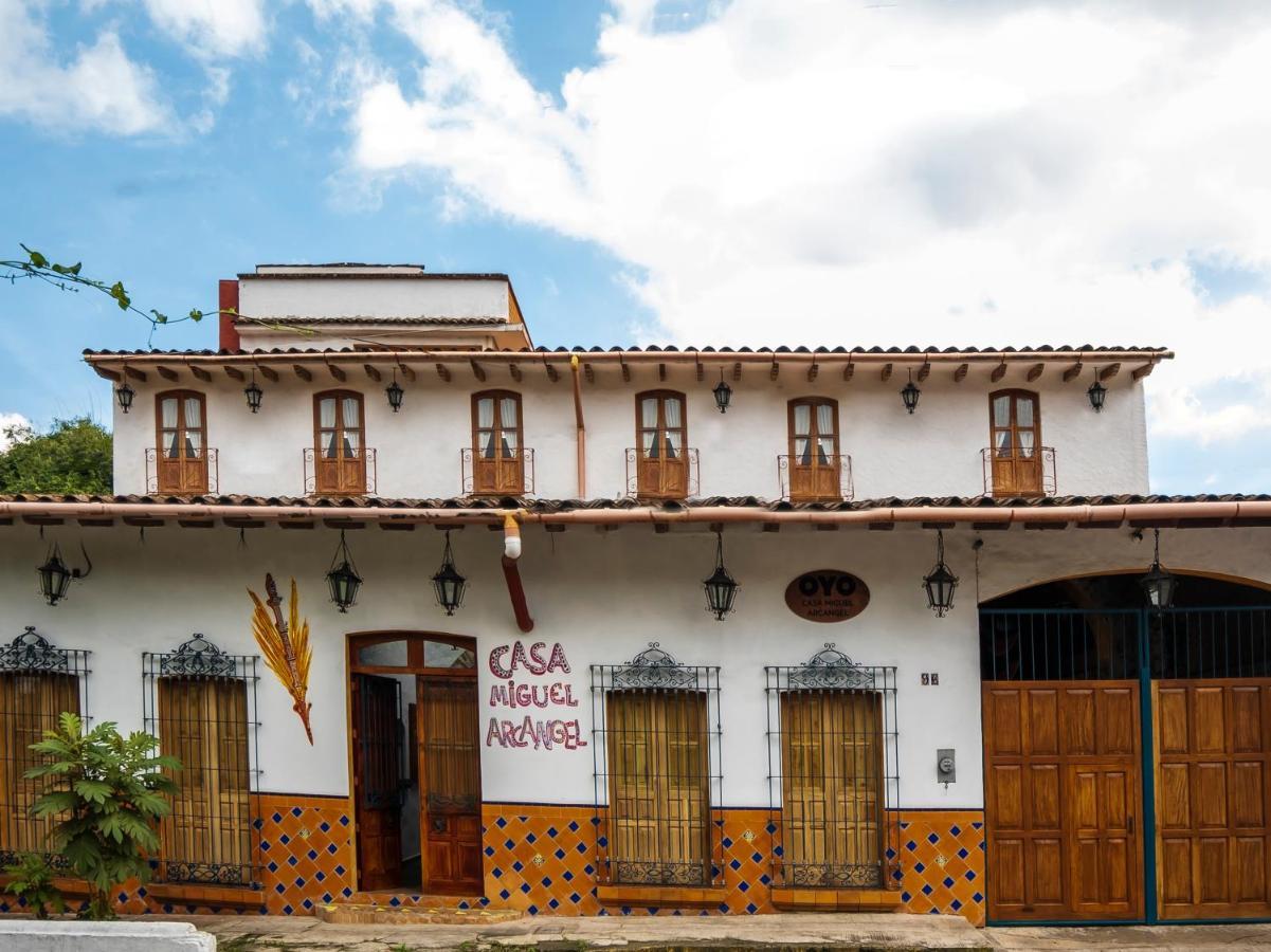 Casa Miguel Arcangel 코아테펙 외부 사진